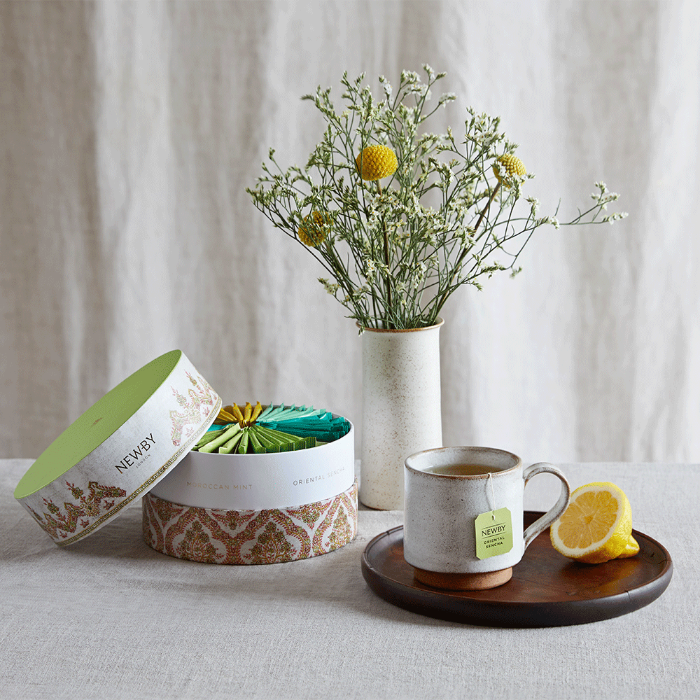 Green Tea Crown Assortment zestaw herbat zielonych w saszetkach